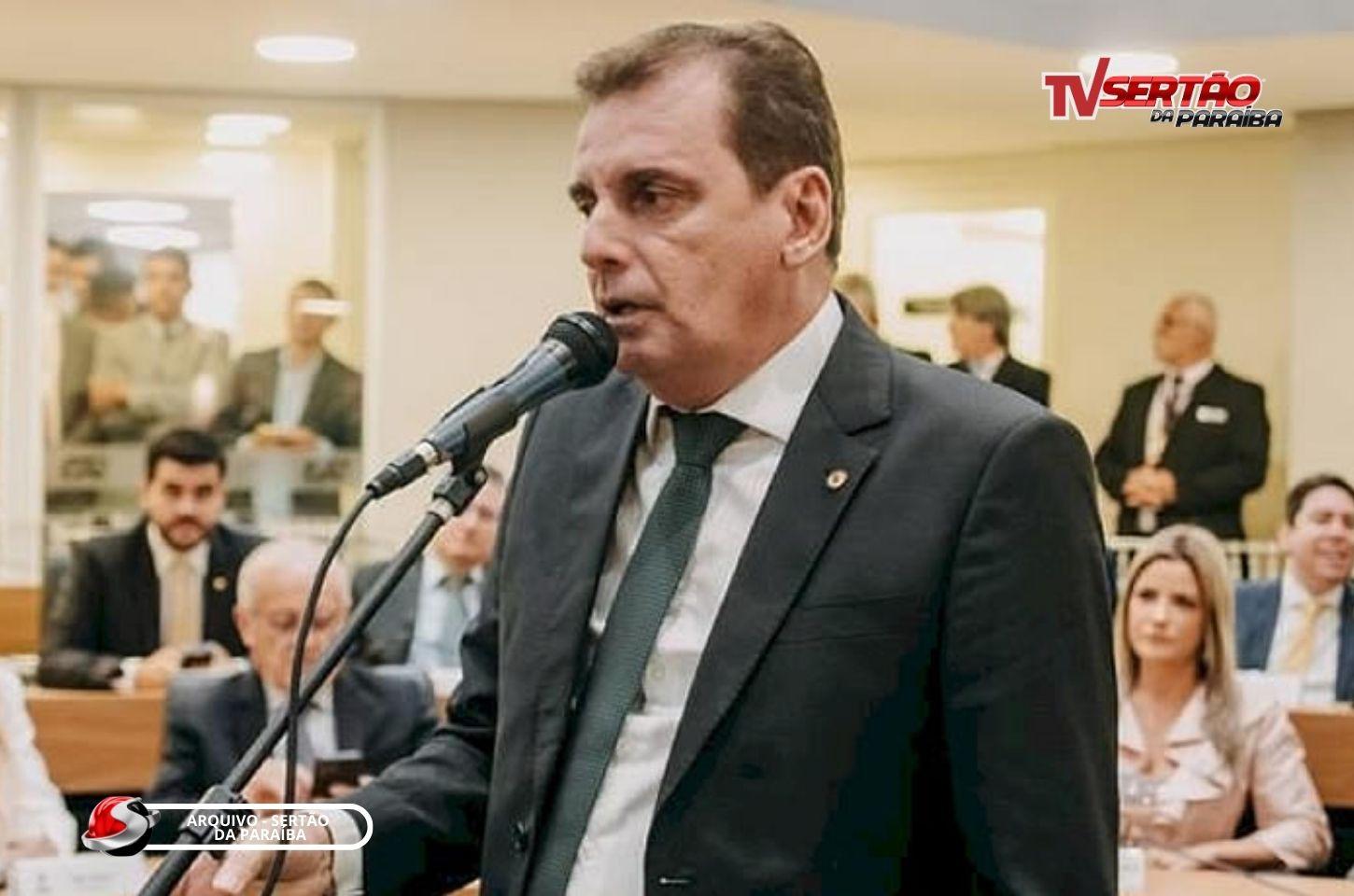 Chico Mendes solicita ao Governo do Estado pavimentação de rua próxima ao Crispim Coelho em Cajazeiras