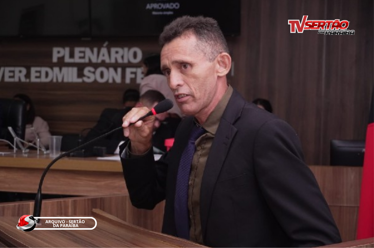 Francisco Neto apresenta extenso pacote de solicitações para infraestrutura em bairros e sítios