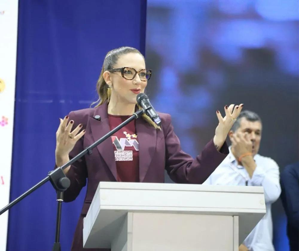 Prefeita Denise Bayma ganha força na Paraíba ao liderar debate sobre protagonismo feminino no Confep