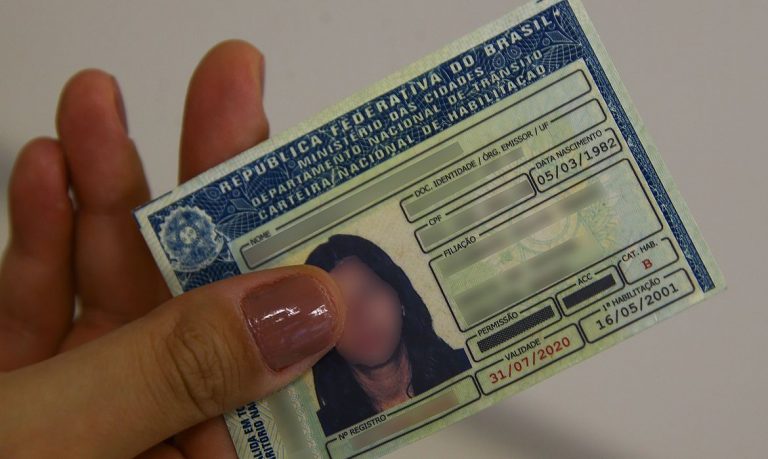 Comissão da Câmara debate exigência de exames para motoristas