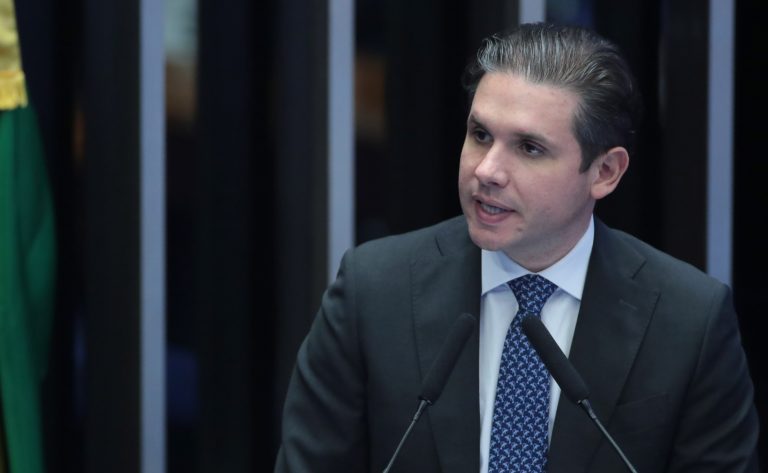 Presidente da Câmara espera que veto a projeto de dosimetria seja revertido