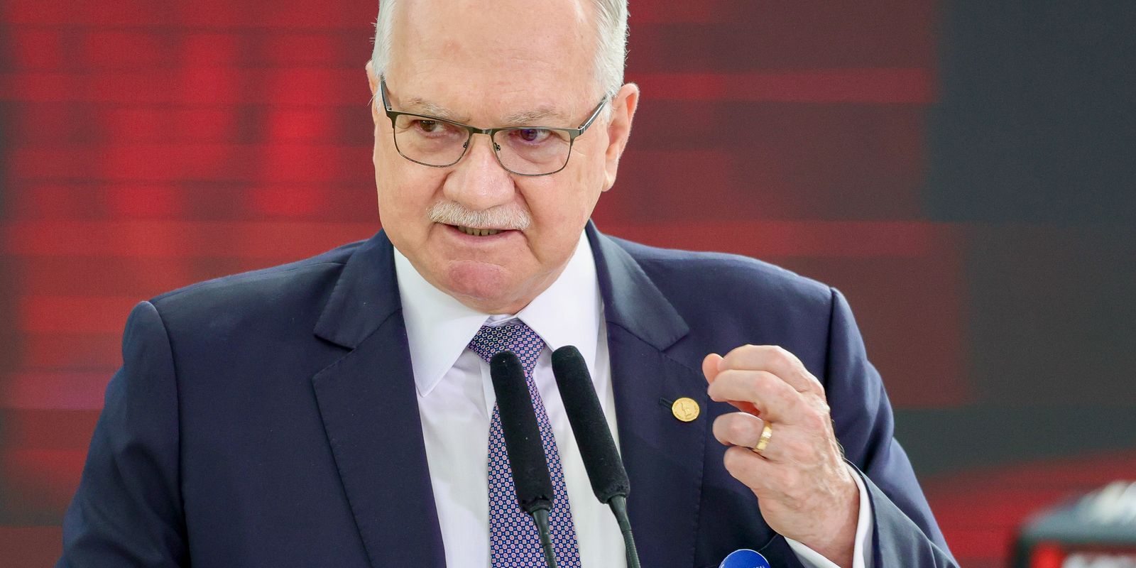 Edson Fachin manifesta respeito ao Senado após rejeição de indicação para vaga no STF