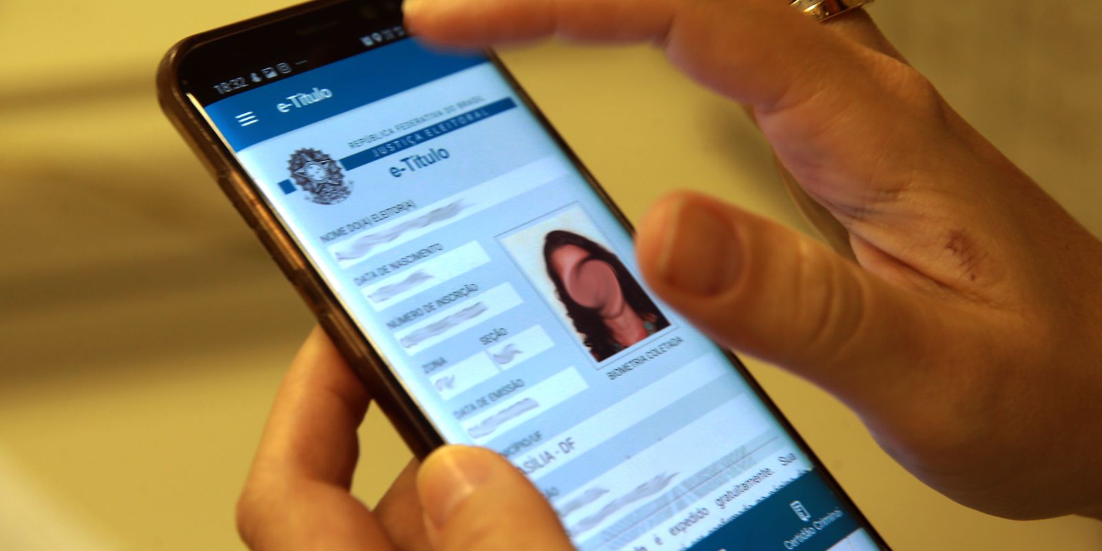 TRE-RJ realiza mutirão para regularizar títulos de eleitor