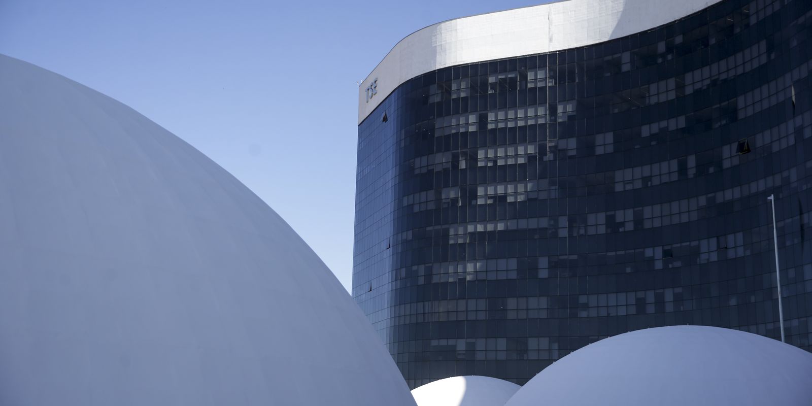 TSE cassa mandato de governador de Roraima e ordena novas eleições