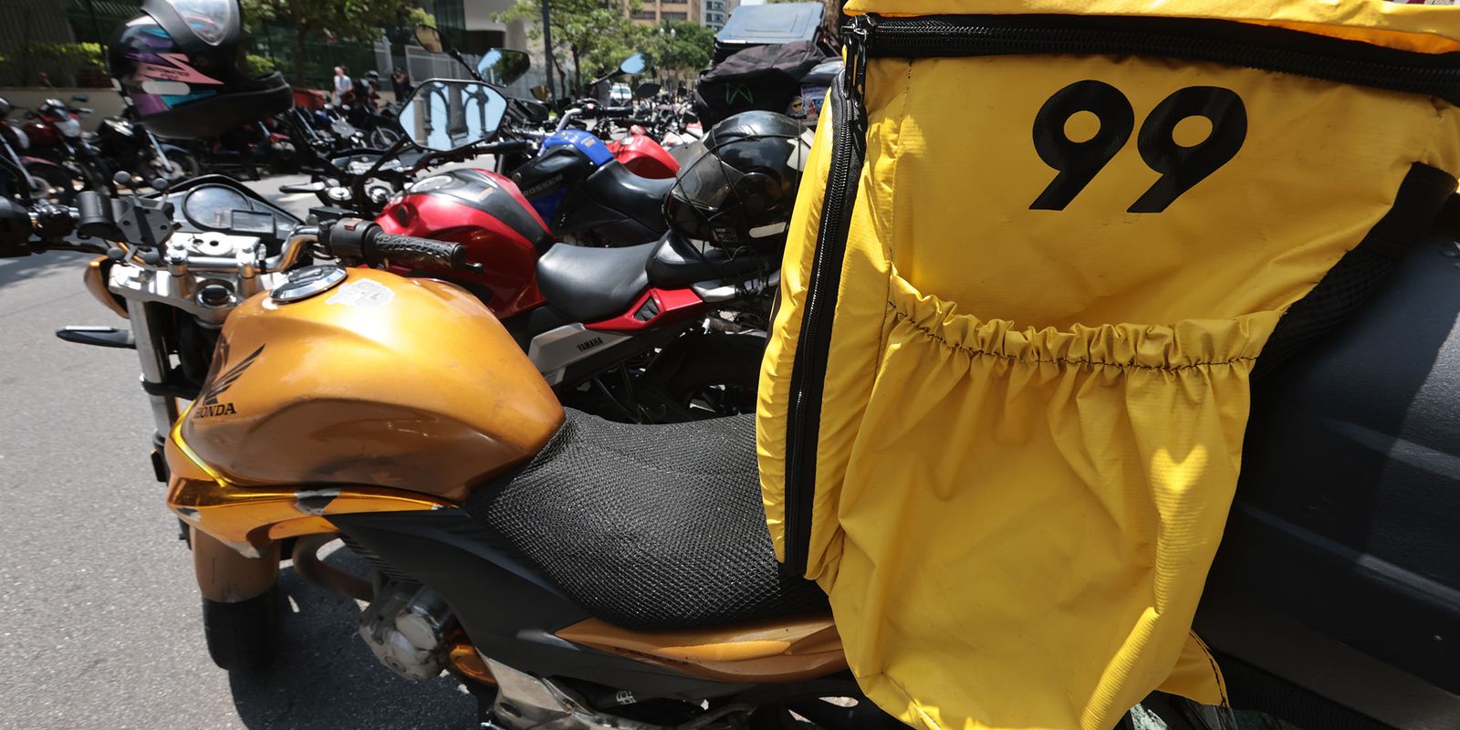 99 implementa tecnologia para monitorar motociclistas e aprimorar segurança