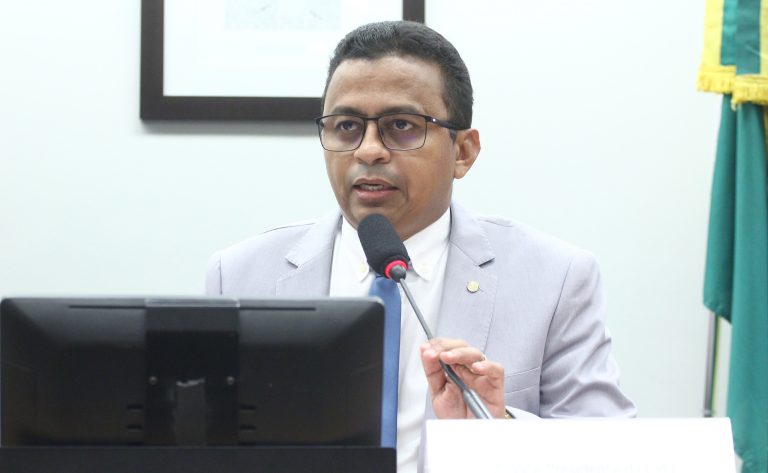 Comissão da Câmara aprova ampliação de apoio psicológico para forças de segurança