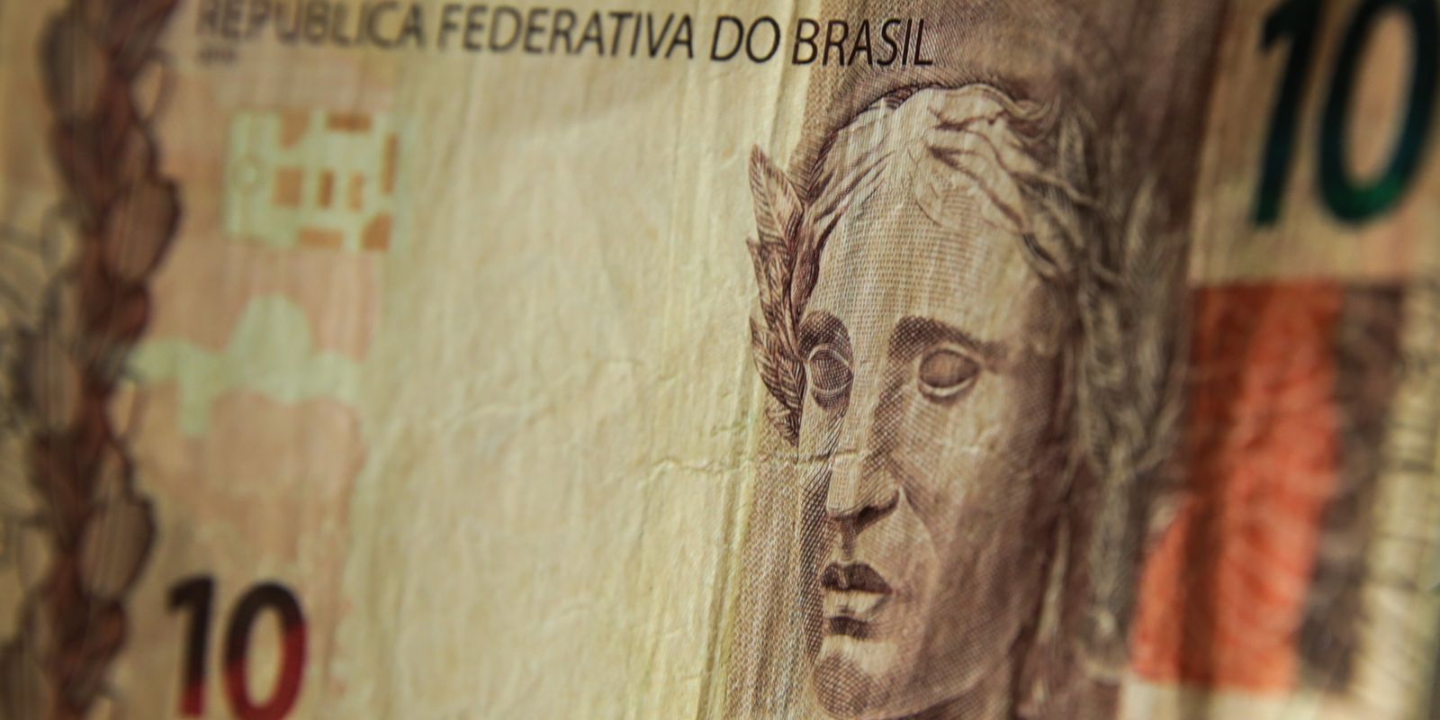 Fast Shop é alvo de multa recorde de R$ 1 bilhão em São Paulo