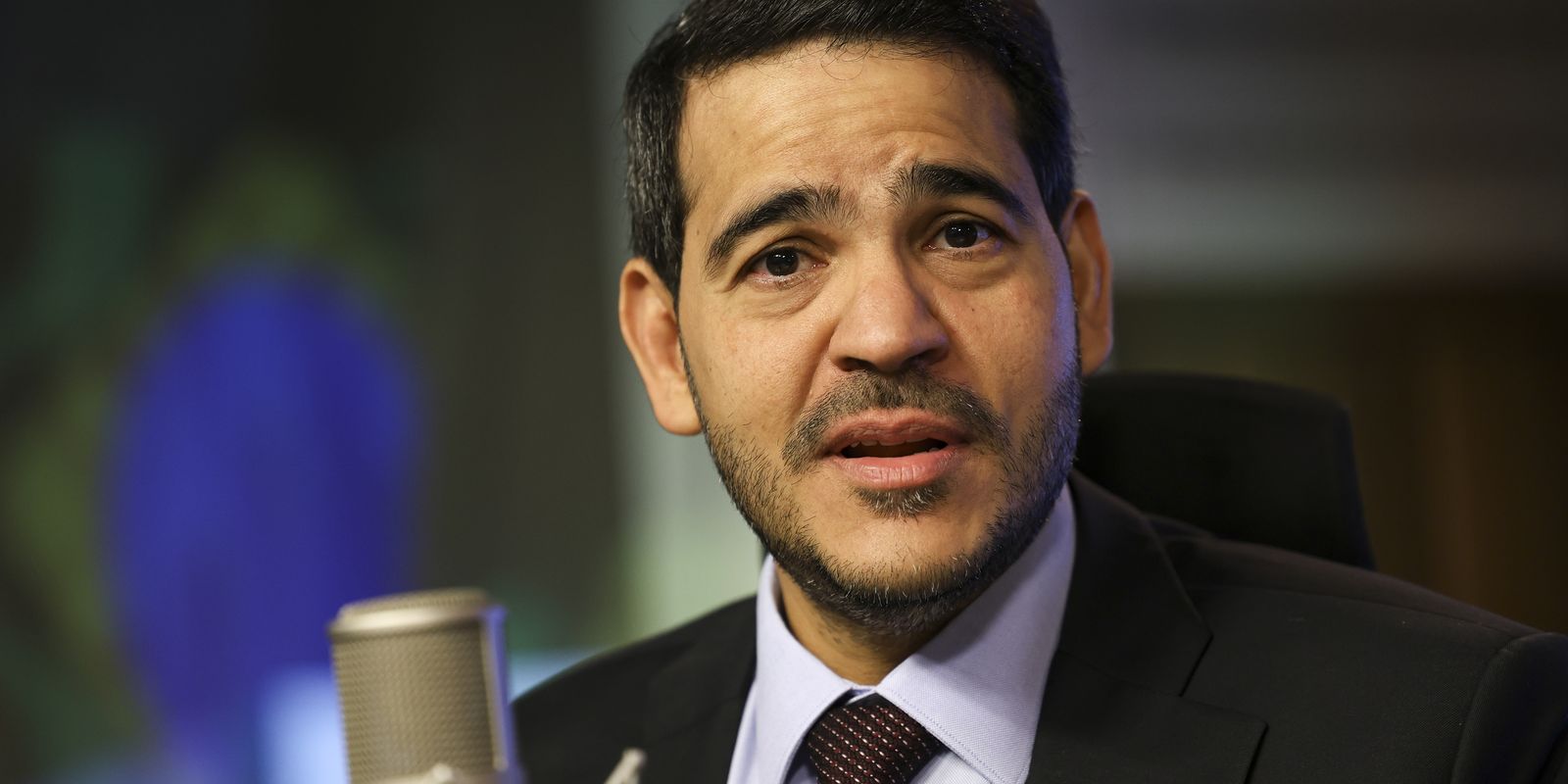 Lula reafirma indicação de Jorge Messias ao STF, criticando rejeição política
