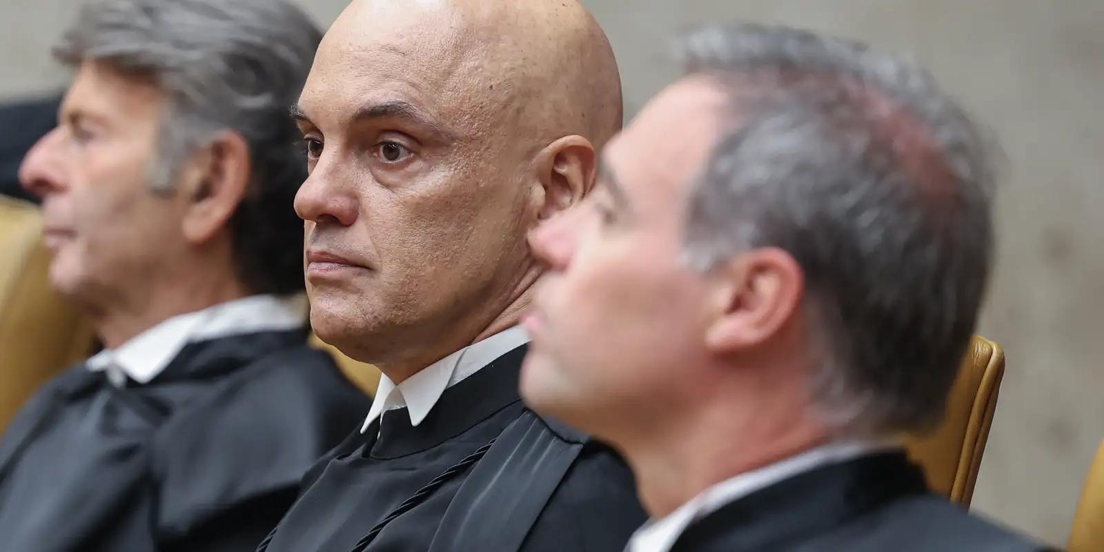 Moraes suspende aplicação da Lei da Dosimetria para casos do 8 de janeiro