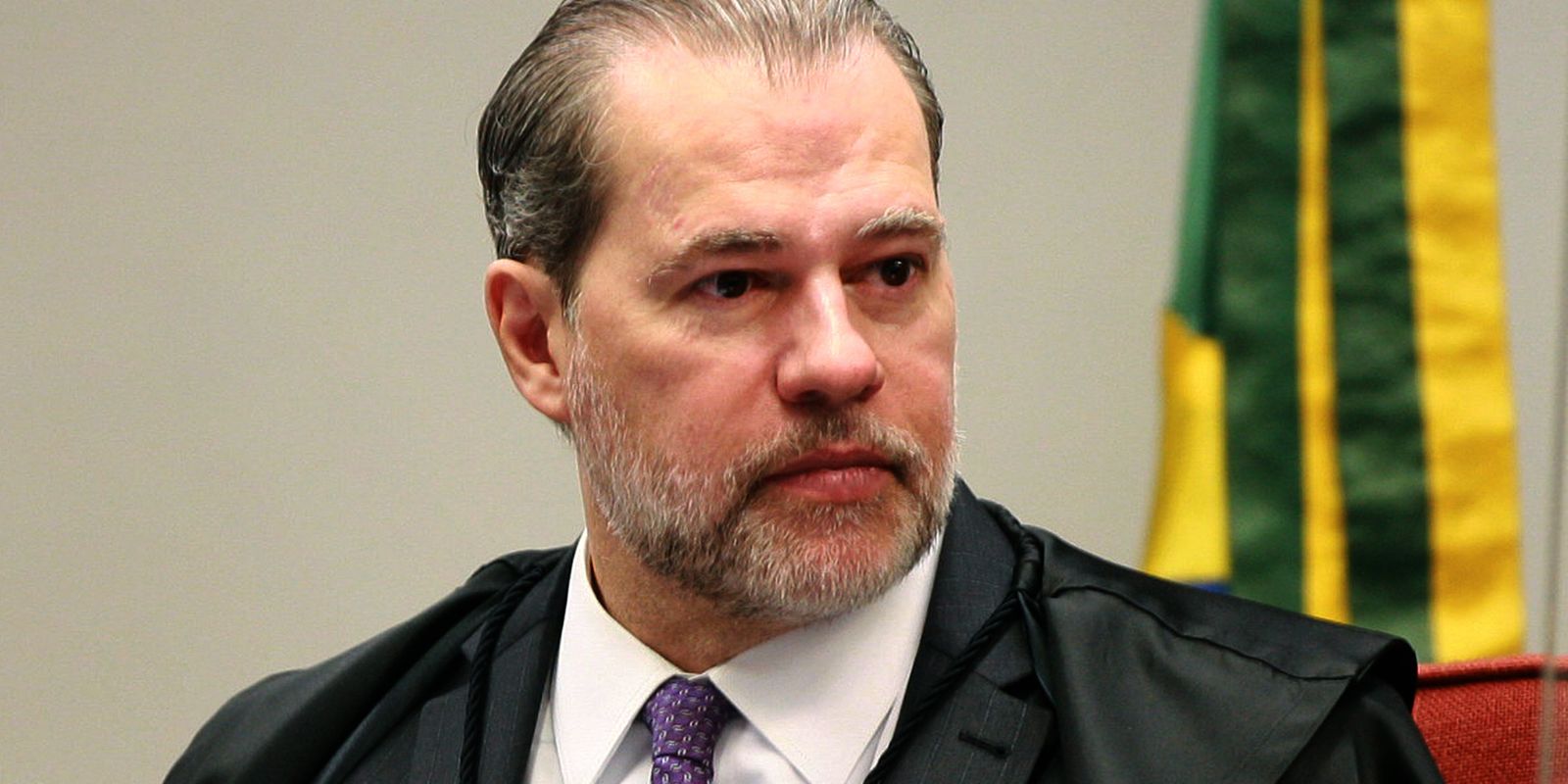 Dias Toffoli assume como ministro efetivo do TSE após renúncia de Cármen Lúcia