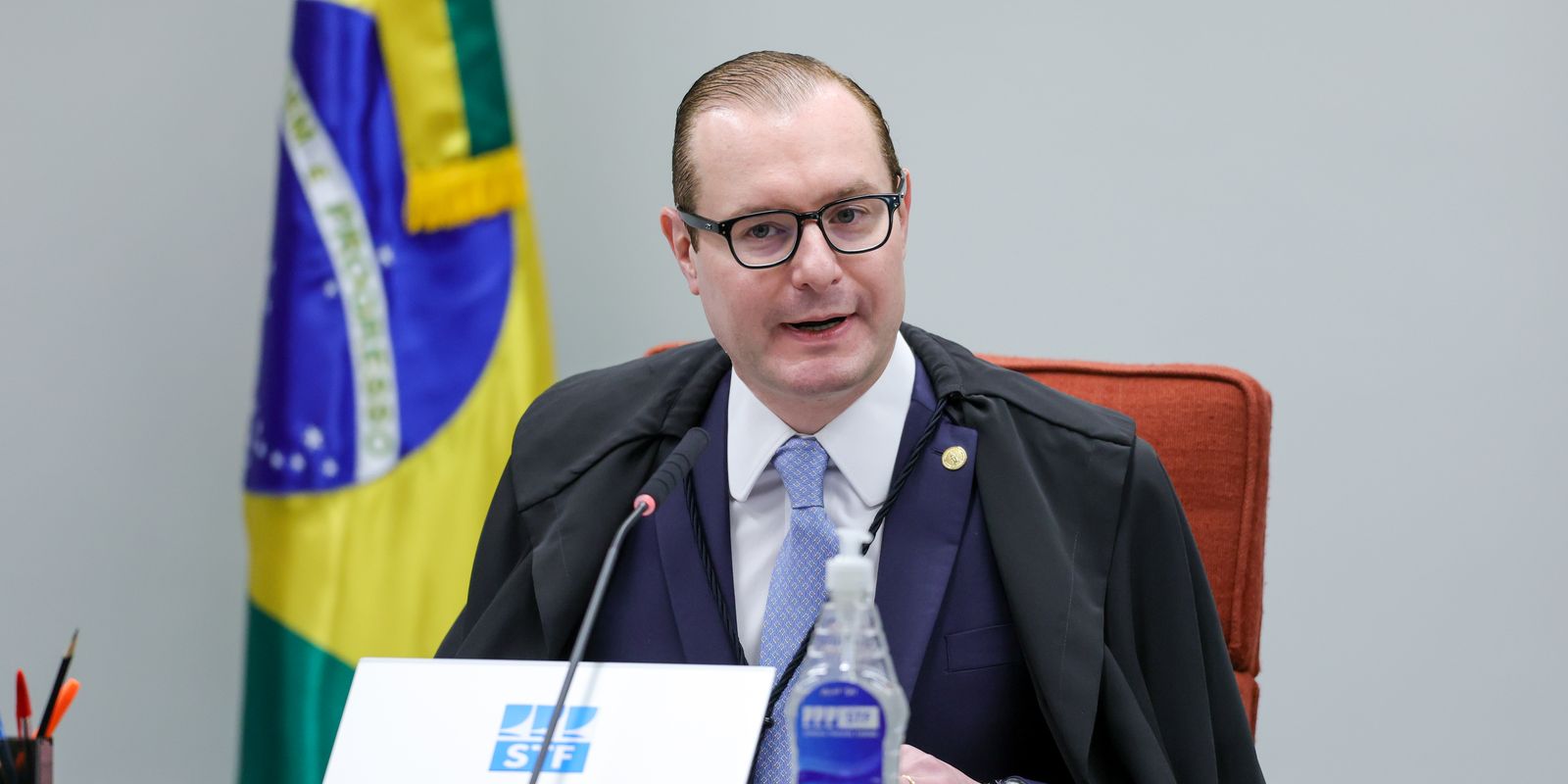 Ministro Zanin define competência do STF para julgar caso de venda de sentenças no STJ
