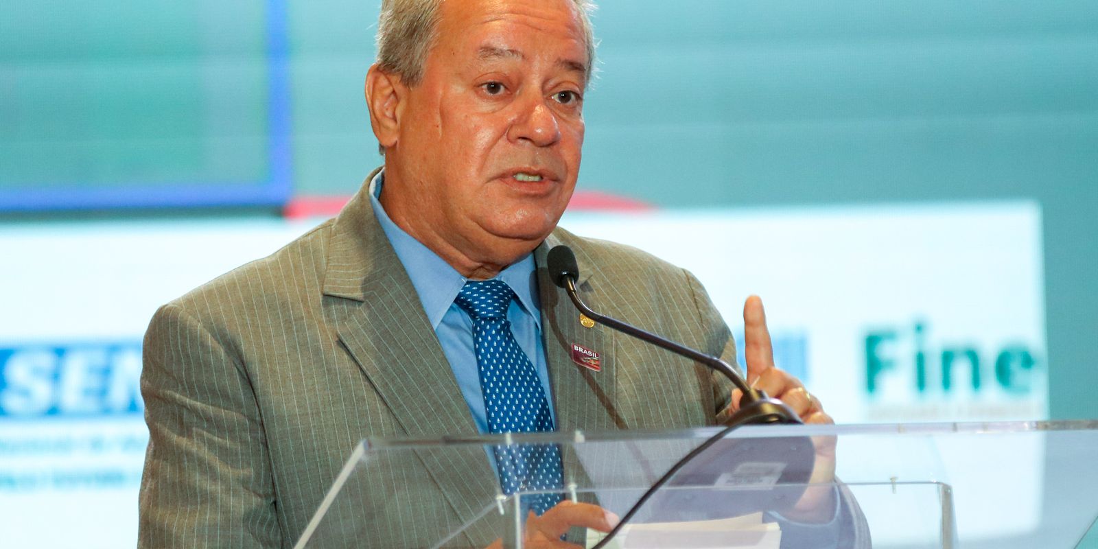 CNI alerta para riscos às exportações brasileiras com nova tarifa dos EUA