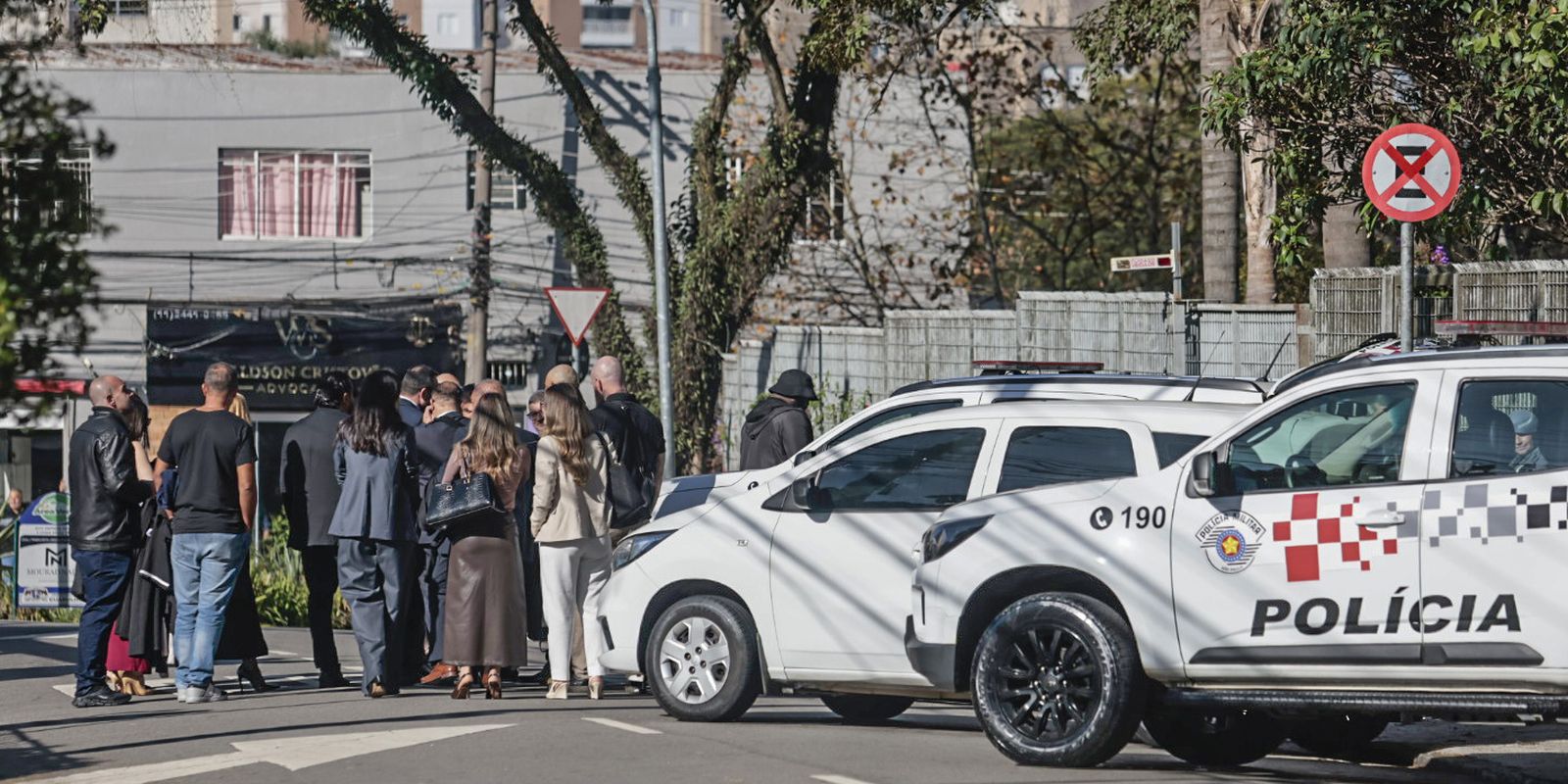 Julgamento de policiais acusados pela morte de delator do PCC inicia em Guarulhos