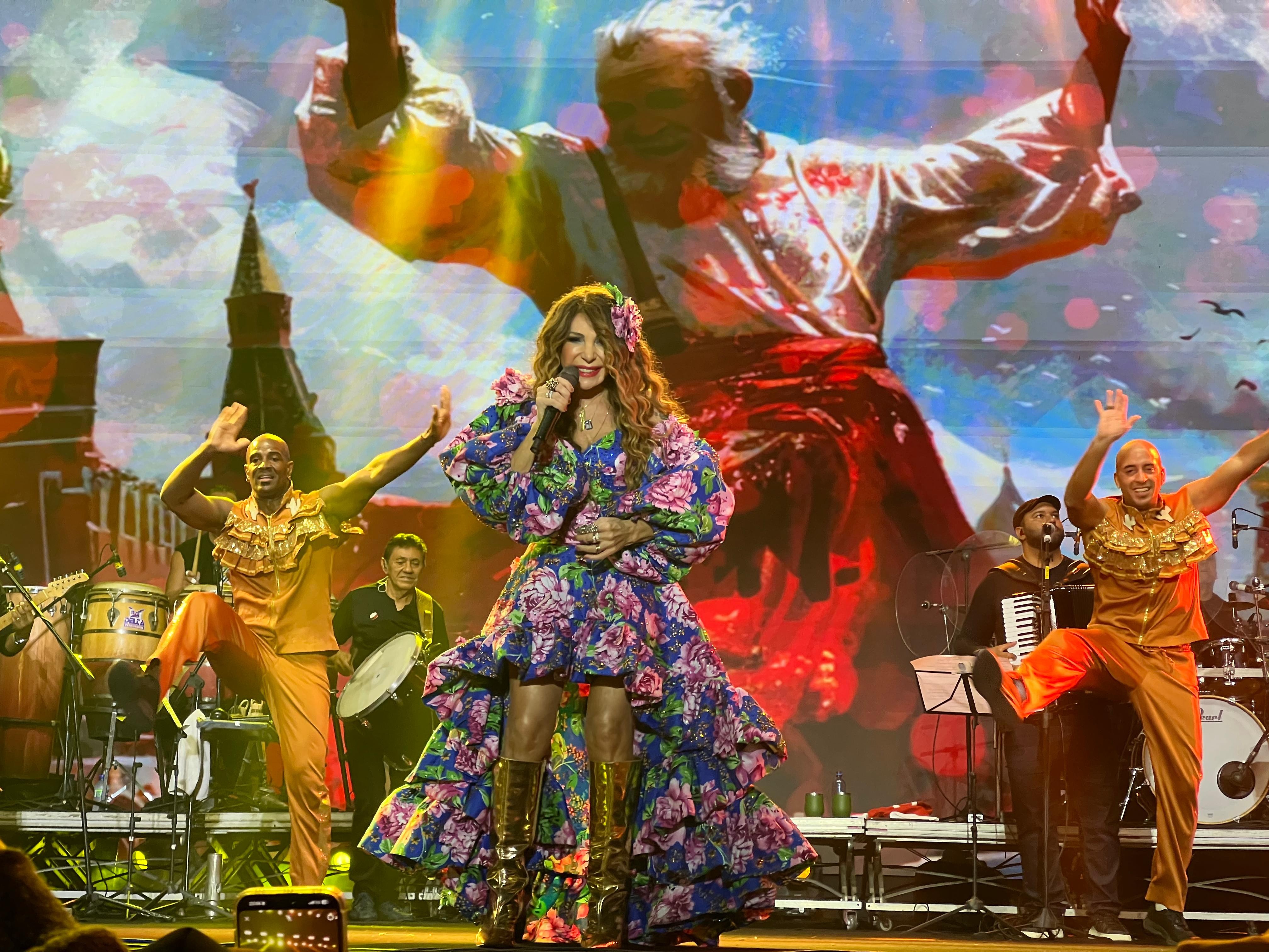 Elba Ramalho lidera celebrações juninas no Parque do Povo em Campina Grande