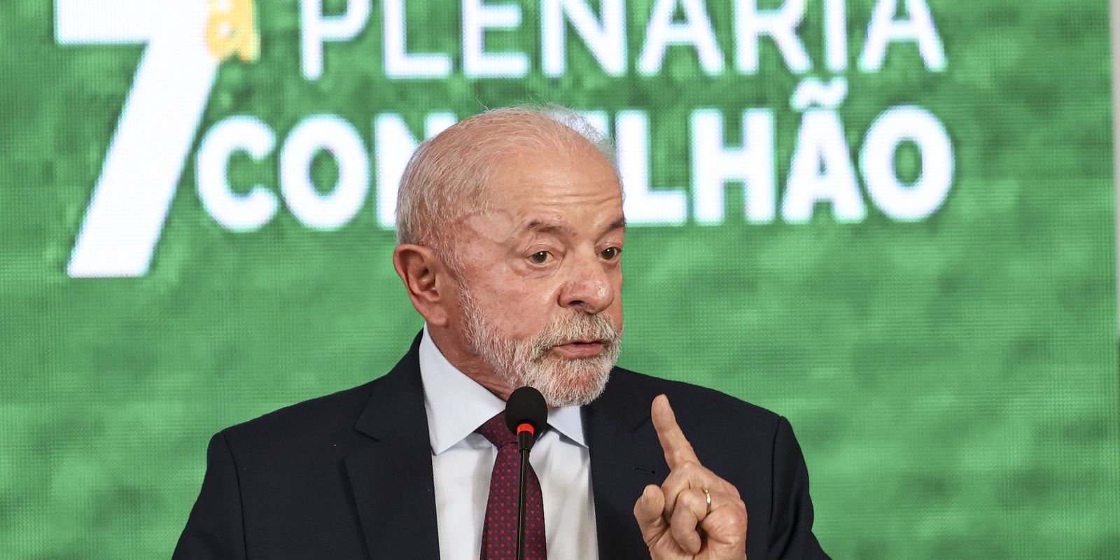 Lula propõe devolução de celular roubado em agências dos Correios