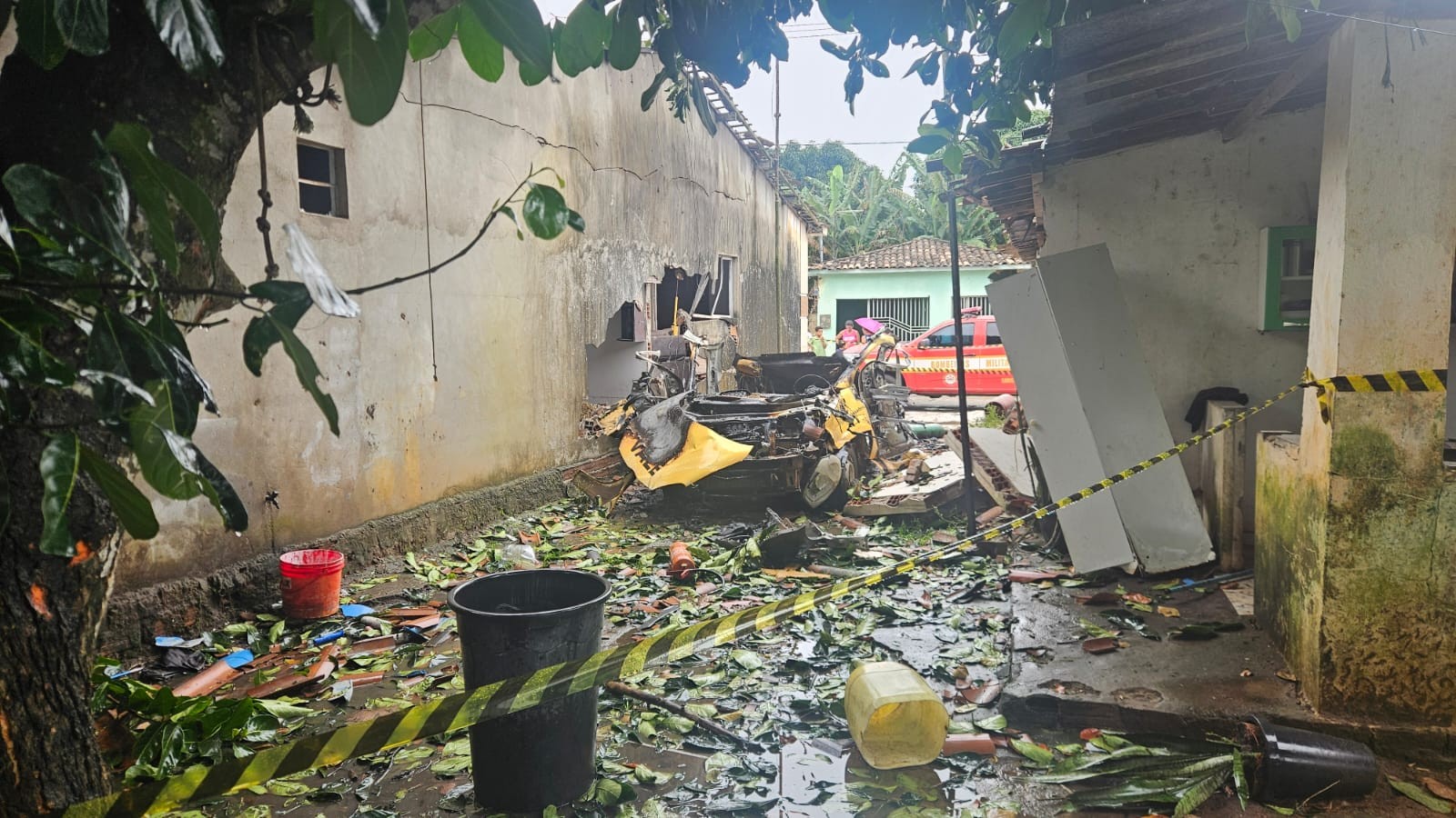 Homem morre após explosão e incêndio de veículo em Sapé, Paraíba