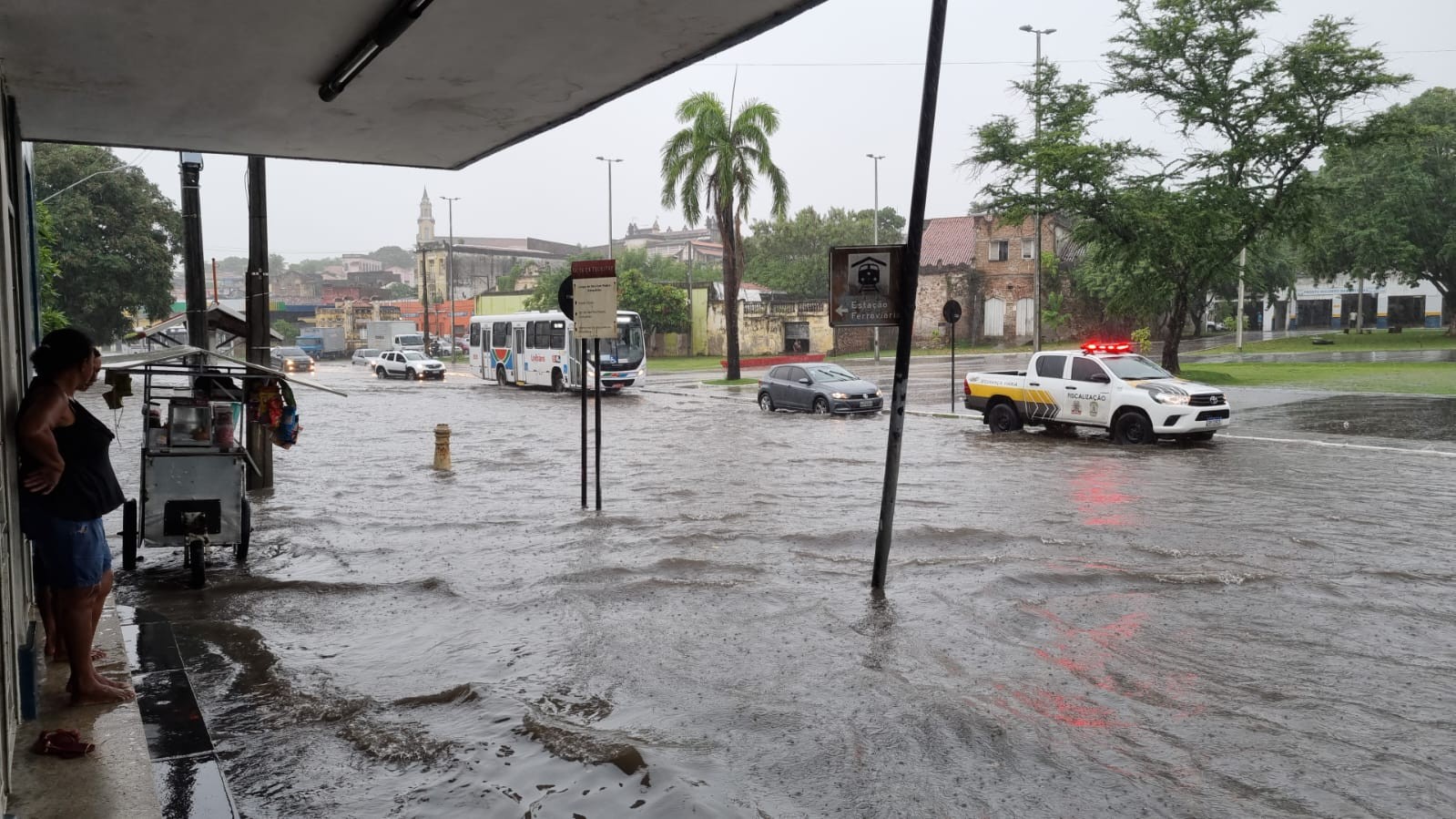 Inmet emite alerta de chuvas intensas para mais de 90 cidades da Paraíba