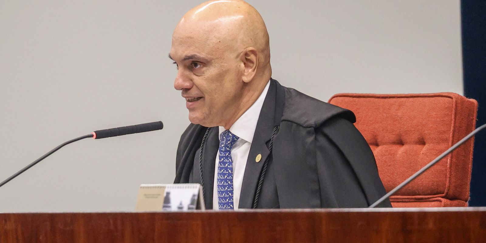Justiça dos EUA autoriza AGU a defender Alexandre de Moraes em ação da Rumble e Trump Media