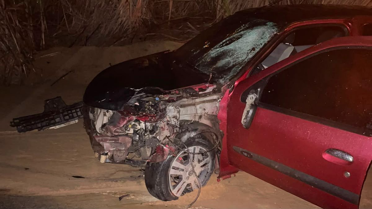 Mãe e filho perdem a vida em grave acidente na rodovia PB-034 em Caaporã