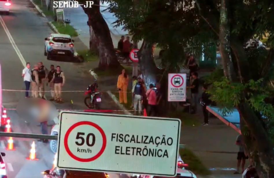 Mulher morre vítima de atropelamento na Avenida Epitácio Pessoa, em João Pessoa