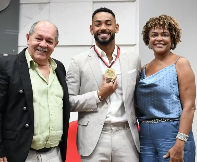 Carmelo Cunha celebra atuação de Matheus Cunha na Copa do Mundo 2026 pela seleção brasileira: 