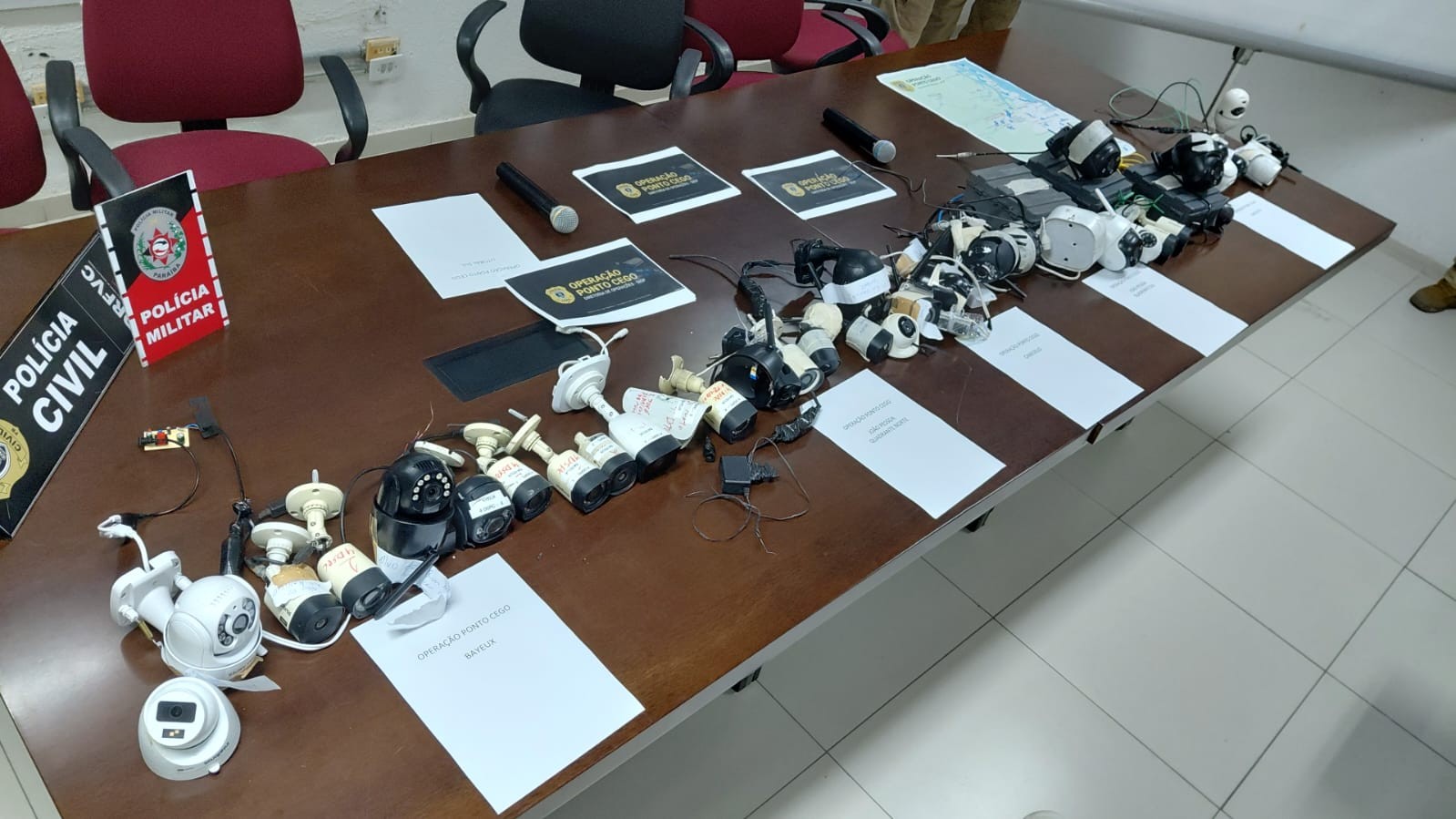 Polícia Civil desarticula central de monitoramento clandestina de facções com apreensão de câmeras na Paraíba