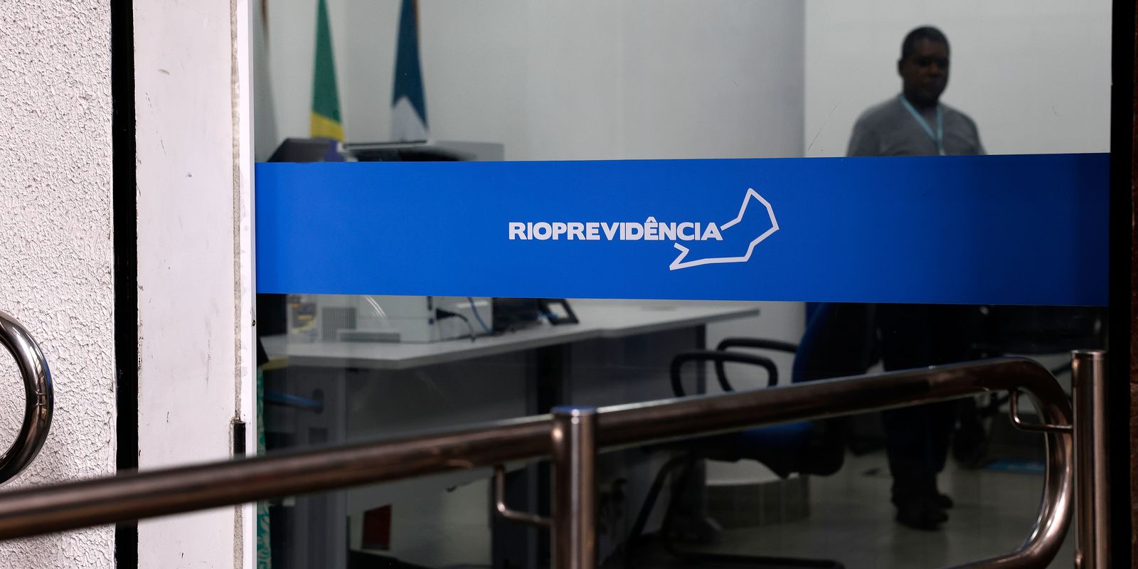 Rioprevidência redireciona recursos para benefícios e adota critérios conservadores em investimentos