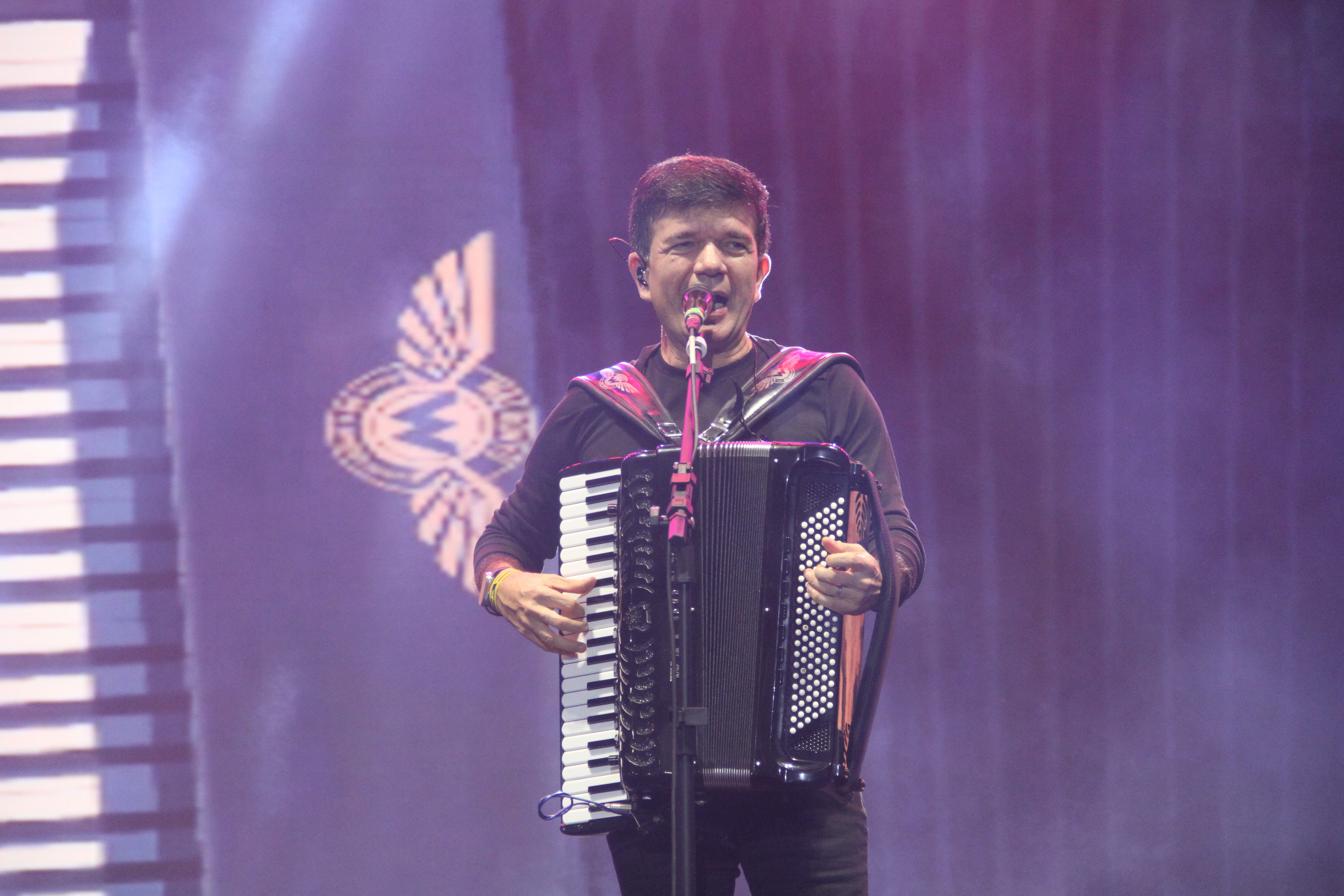 São João de Campina Grande celebra feriado com shows de Waldonys, José Augusto e transmissão do jogo do Brasil