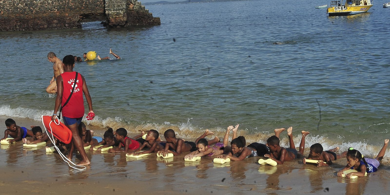Afogamentos são uma das principais causas de mortes de crianças no Brasil, exigindo atenção redobrada na prevenção