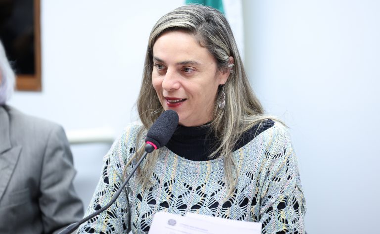 Comissão da Câmara aprova projeto que incentiva o aleitamento materno em creches