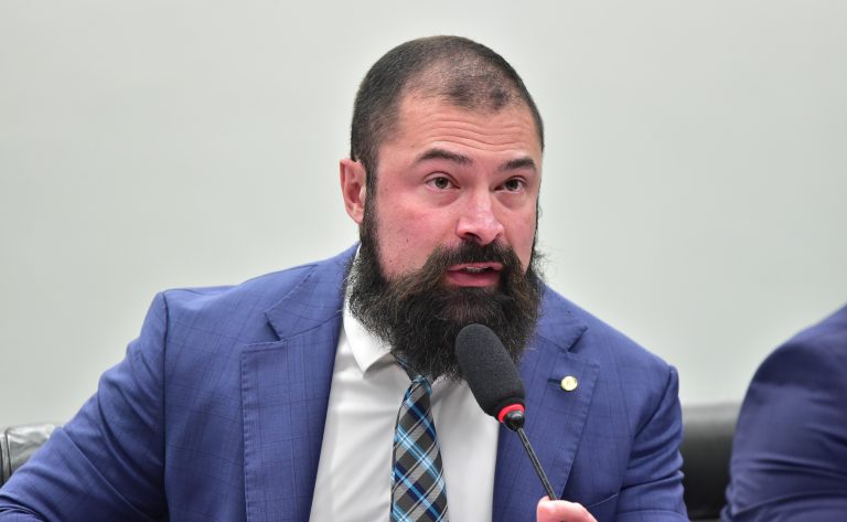 Pensão especial para dependentes de agentes de segurança pública é aprovada em comissão
