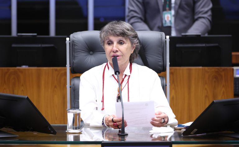 Comissão da Câmara dos Deputados aprova política de incentivo à arte inclusiva para pessoas com deficiência