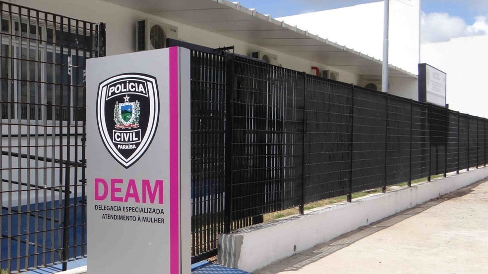 Homem é preso em Santa Rita por ameaçar ex-companheira com arma de fogo