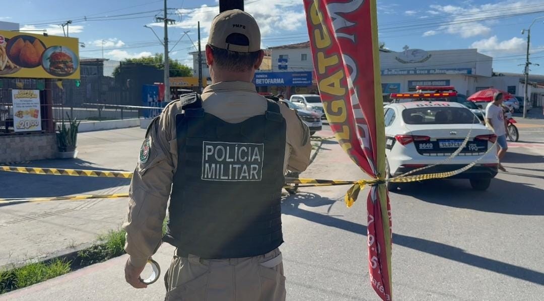 Jovem de 23 anos é assassinado a tiros a caminho da casa de familiares em João Pessoa