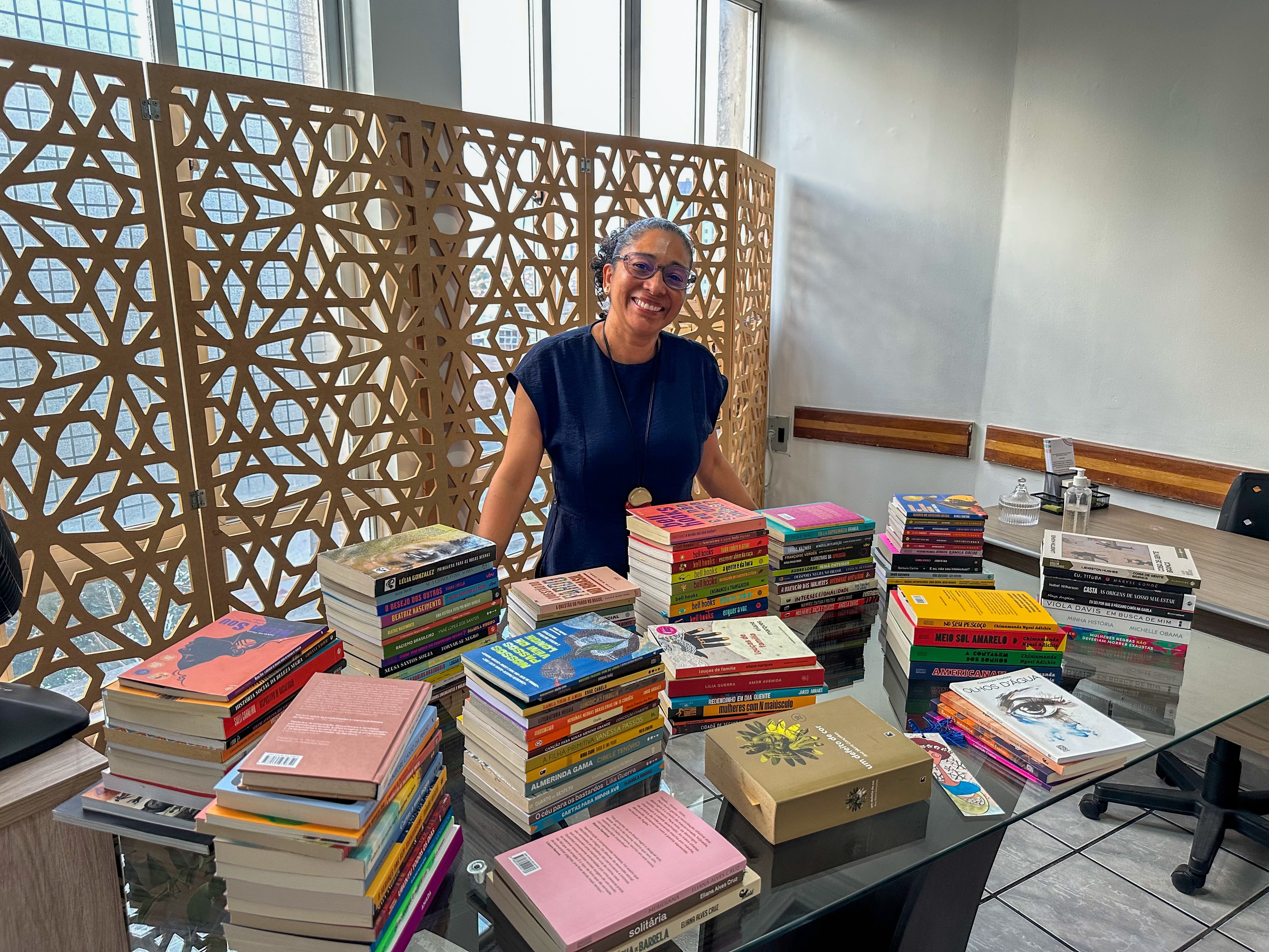 Campina Grande ganha biblioteca temática com acervo dedicado a autoras negras