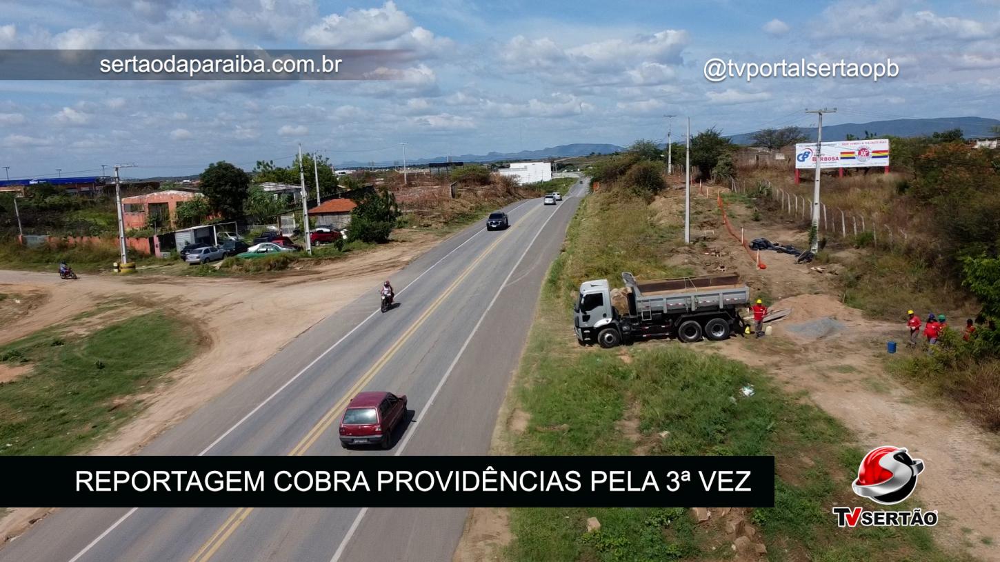 Pela terceira vez, a população cobra medidas para evitar novas tragédias na BR-230, em Cajazeiras. Moradores do bairro São Francisco e do OmegaPar pedem lombadas eletrônicas, sinalização e iluminação antes que mais vidas sejam perdidas.