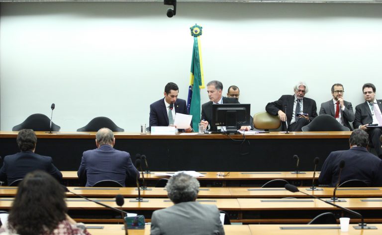 Proposta de orçamento libera crédito suplementar para o financiamento de fundos regionais