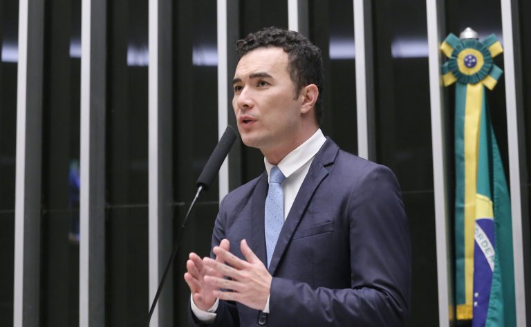 Projeto de lei propõe sinalização digital para ampliar acessibilidade em edifícios públicos federais