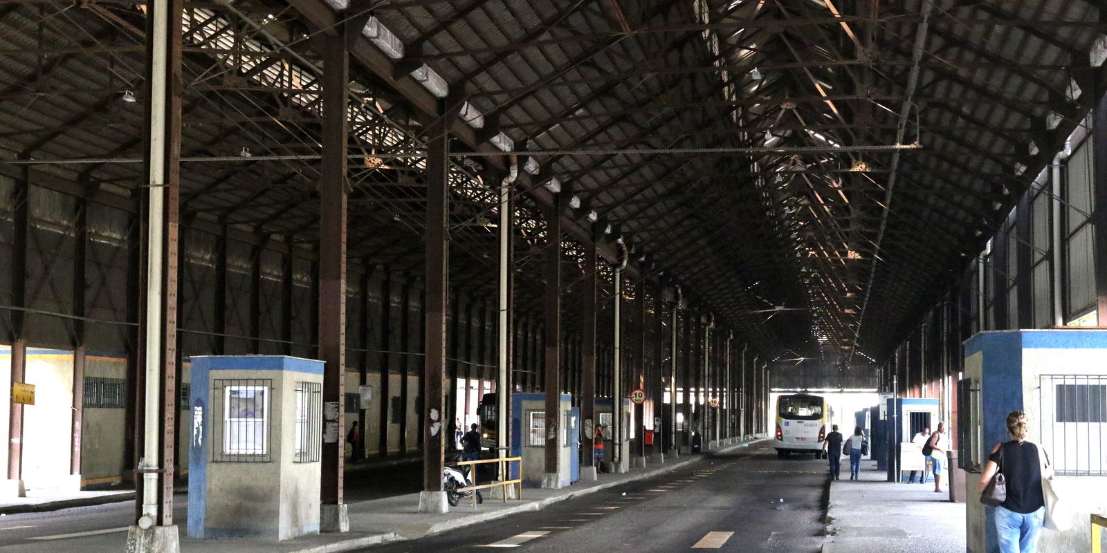 Rodoviários do Rio buscam acordo em nova audiência sobre reajuste salarial