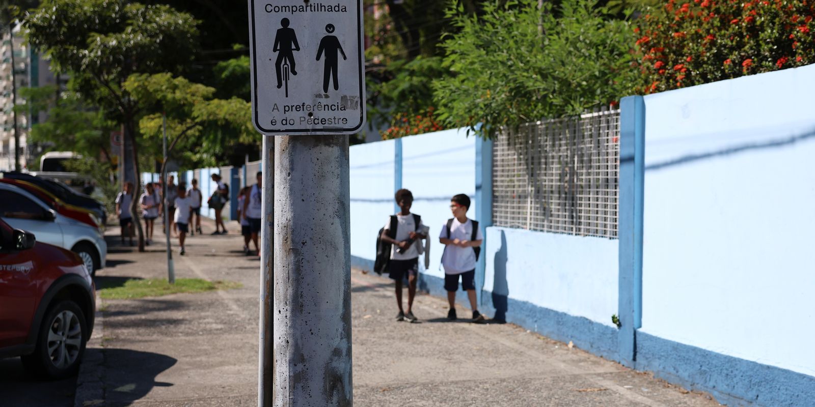 Brasil reduz pobreza, mas amplia desigualdades, revela estudo