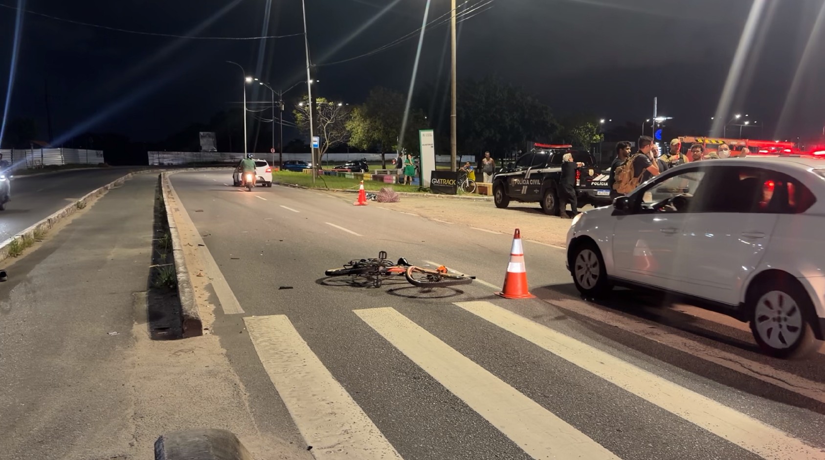 Um ciclista atropelado morre na faixa de pedestres em João Pessoa