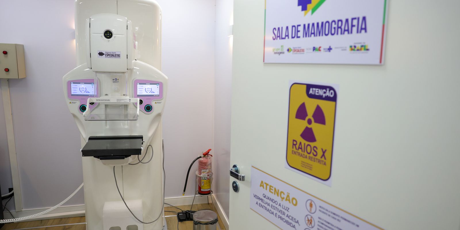 Cirurgias plásticas de mama no SUS registram alta superior a 50% em uma década