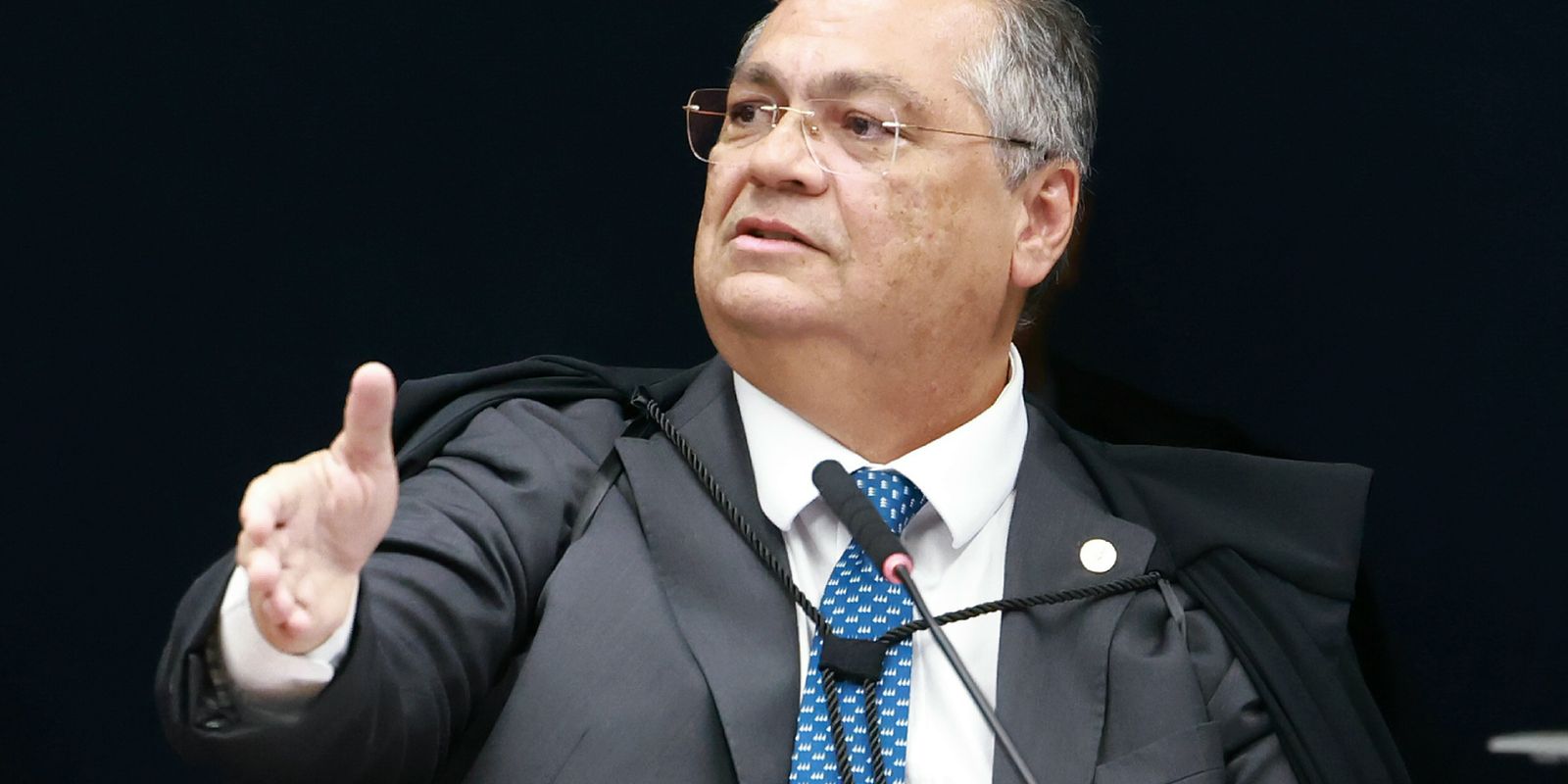 Flávio Dino anula emendas parlamentares de dirigentes partidários sem mandato