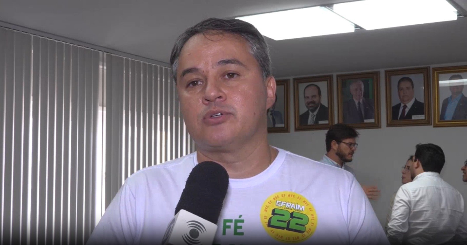 Efraim Filho defende corte de impostos e apoio ao comércio na Paraíba