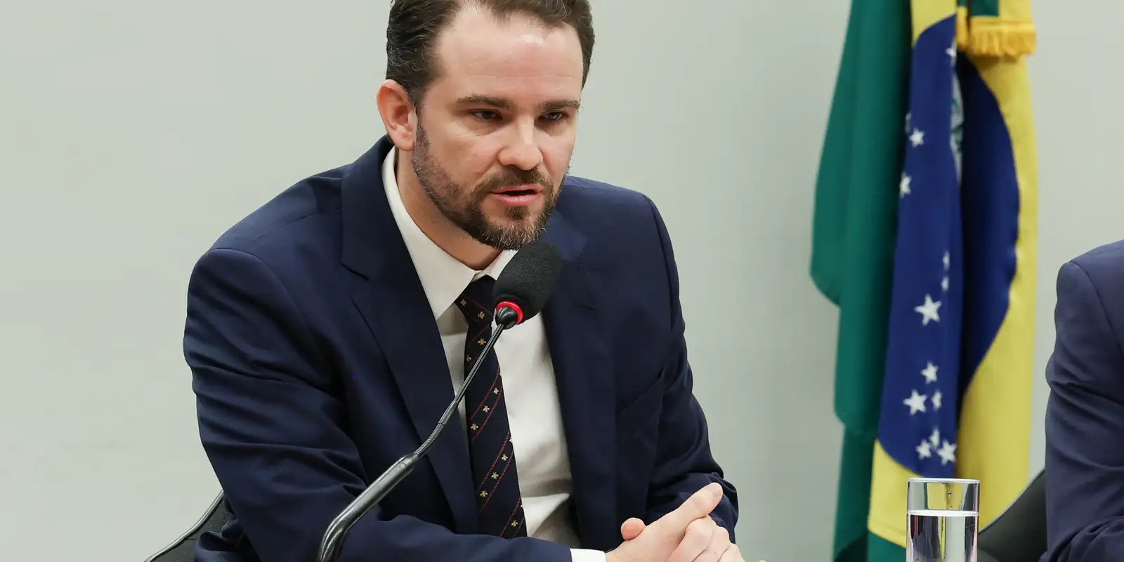 Ministério da Fazenda libera empréstimo de R$ 12,9 bilhões com aval da União para cinco estados