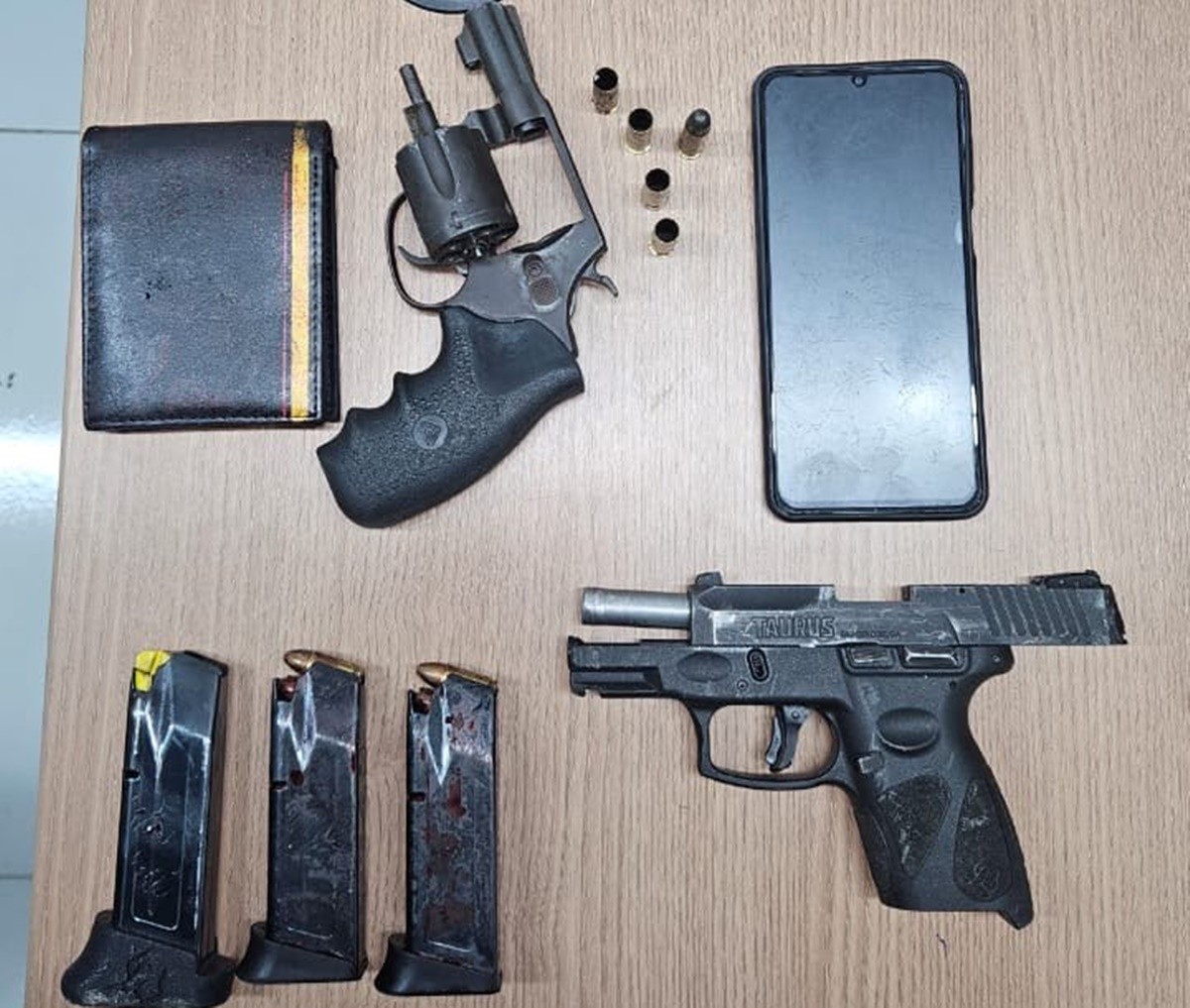 Confronto policial em Rio Tinto resulta na morte de chefe de facção
