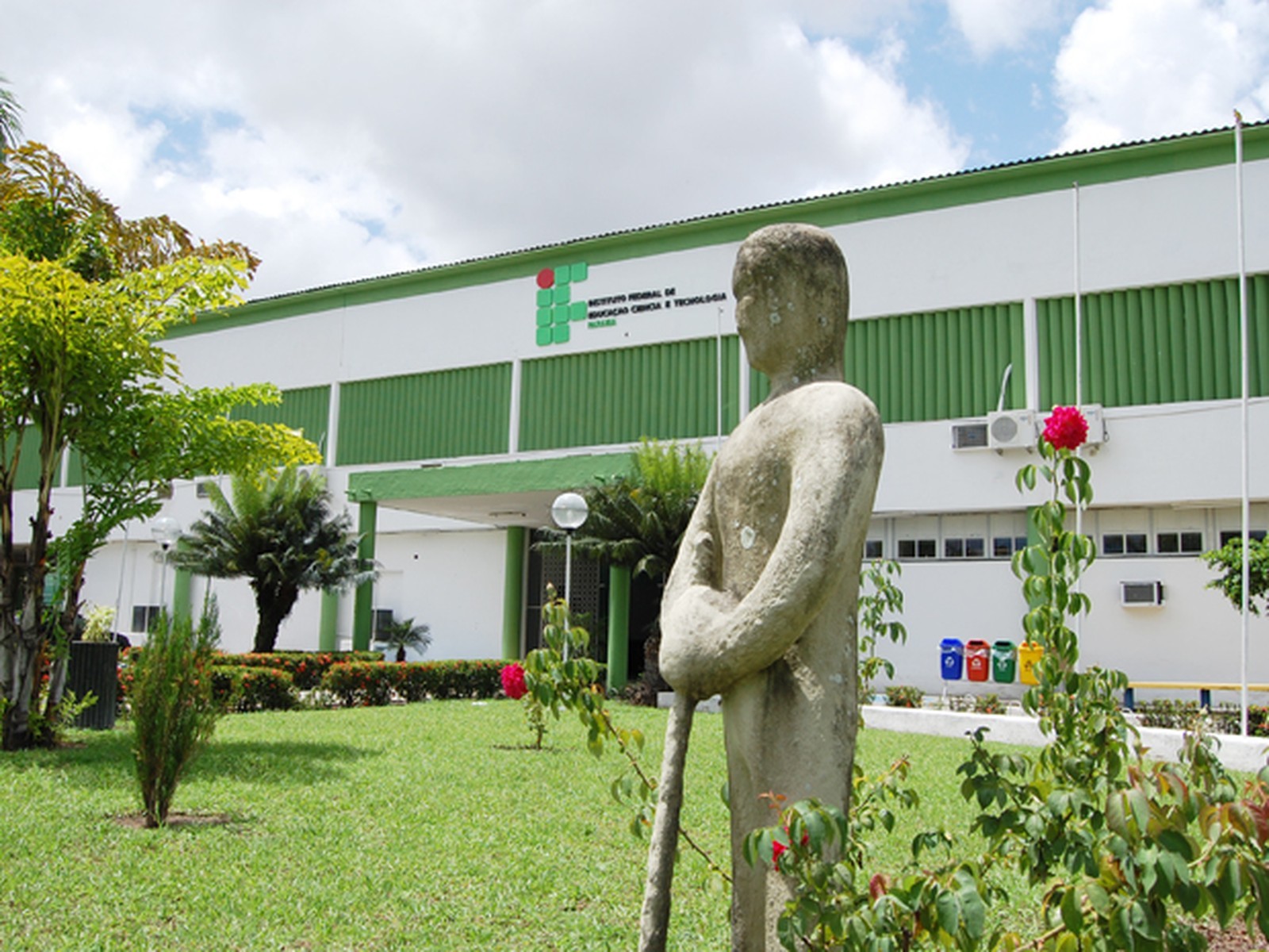 IFPB lança seleção unificada para mais de 4 mil vagas em cursos técnicos