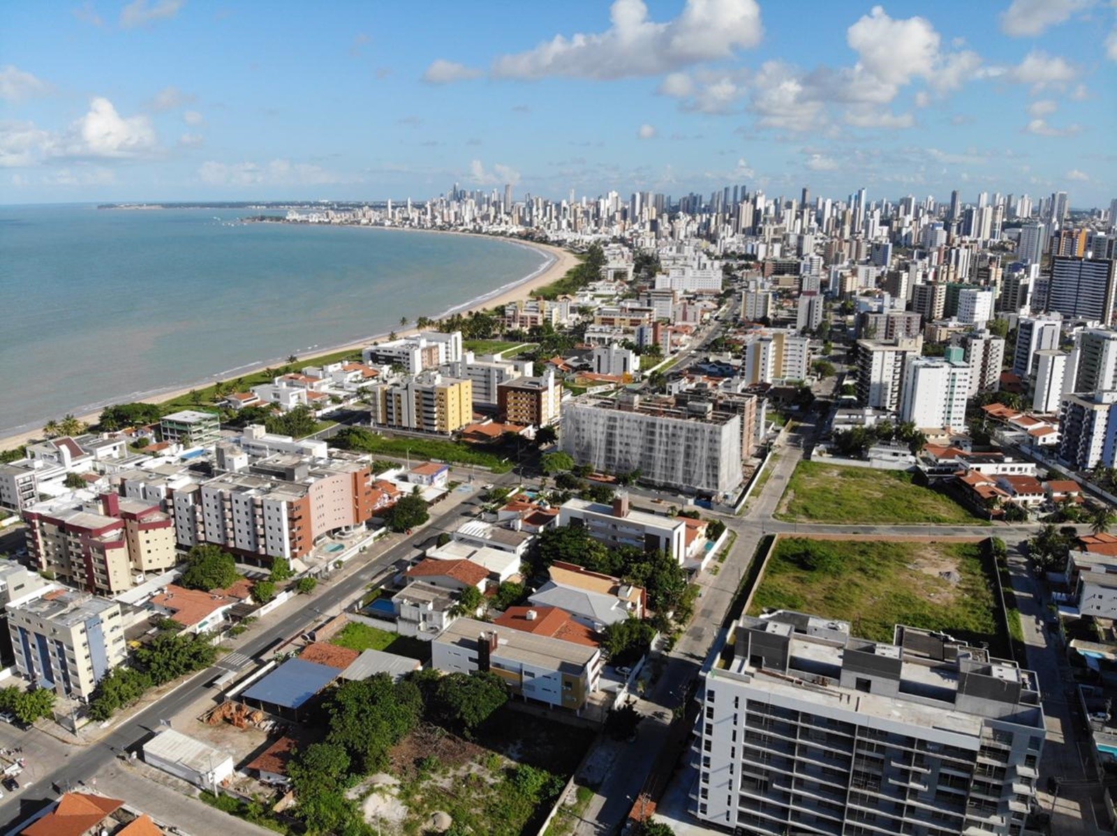 João Pessoa lidera crescimento populacional entre capitais do Nordeste, diz IBGE