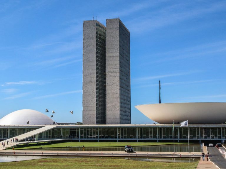 Prazo para Executivo enviar orçamento de 2027 termina nesta segunda