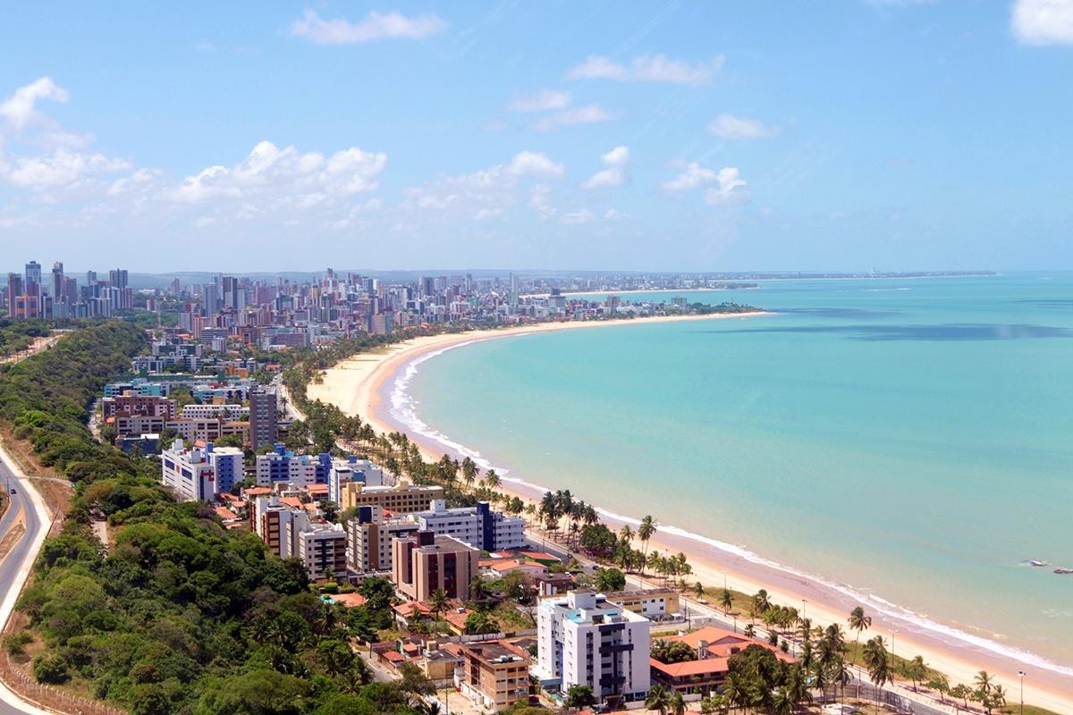 Prefeitura de João Pessoa lança edital com 90 vagas para comerciantes nas praias do Bessa e Manaíra